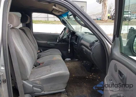 2003 Toyota Tundra Sr5 из США, поврежденный, VIN 5TBRN34133S323367